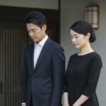 亡くなって半年のお悔やみの伝え方|マナーと心遣いの胡蝶蘭